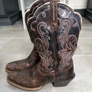 Ariat Cowgirl boots